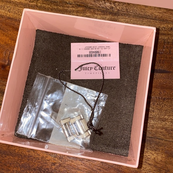 Vintage Y2K Juicy Couture White Watch - Picture 8 of 15